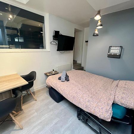 Escapade Romantique - Jacuzzi Et Parking Prive - 002 Apartment Rouen Bagian luar foto